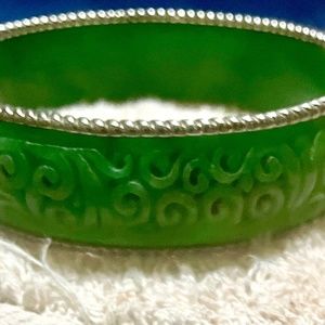 Jade bangle